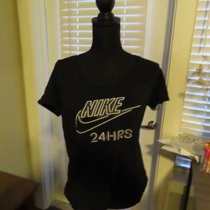 Nike sign tee